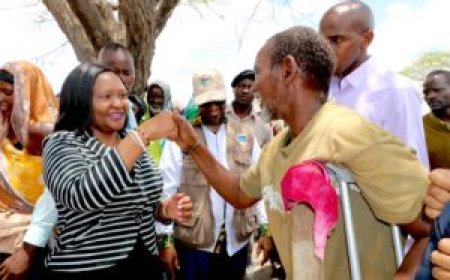 CS Rebecca Miano Distributes Relief Food to Garbatulla Sub County Residents